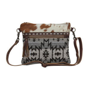 Renao Crossbody